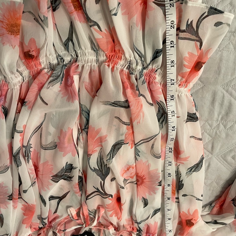 Chic Pink Sheer and White Floral Blouse with Ruffles - Picture 12 of 13